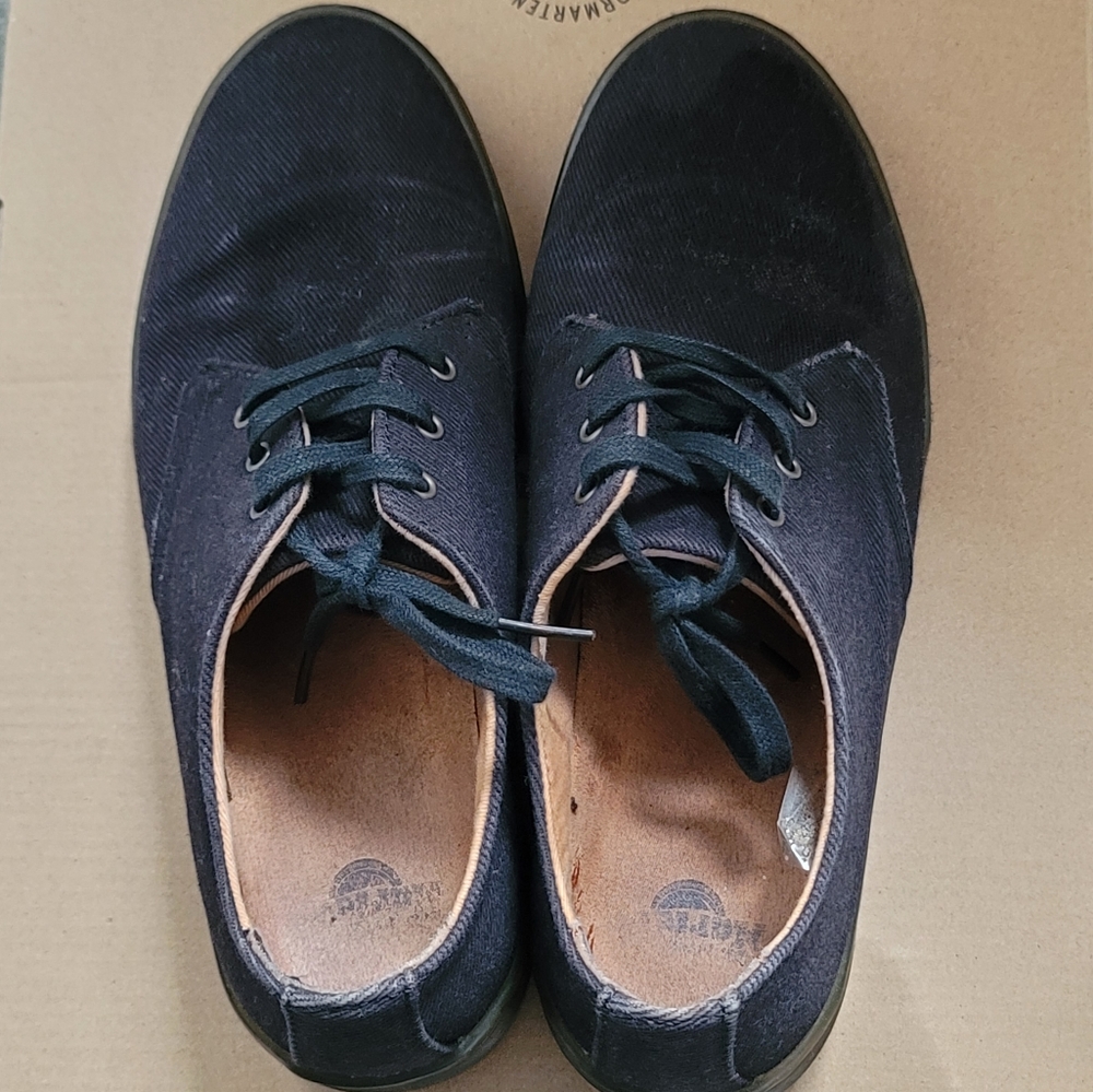 Dr Martens Gizelle black shoes